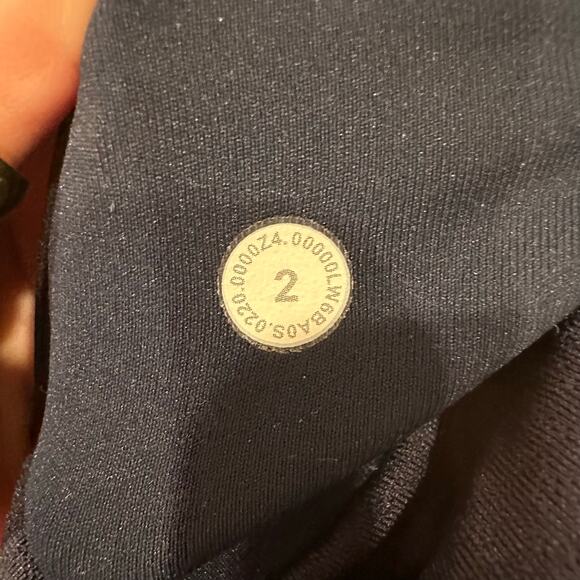 LULULEMON Women's Time To Sweat Crop 23" Size 2 In True Navy - Picture 11 of 12